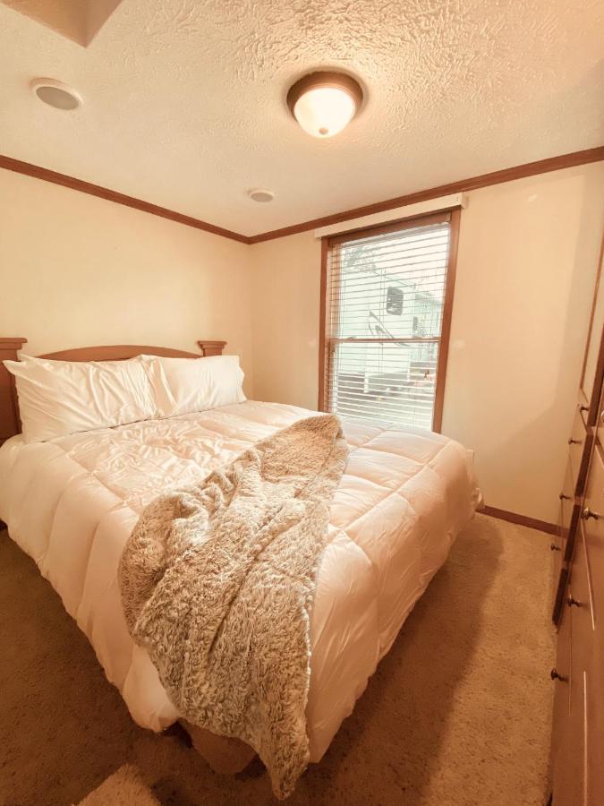 Pleasure Point Rv Resort Edmore Exterior foto